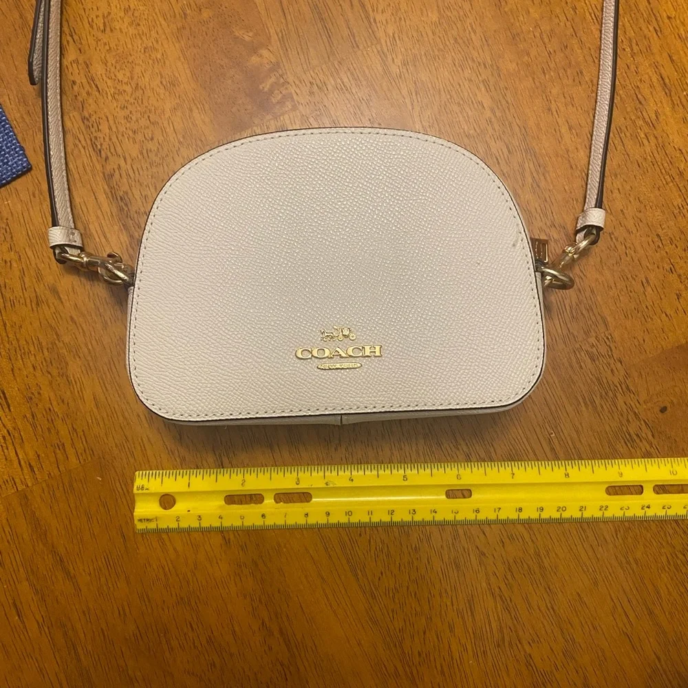 Small Cream Coach Purse - Picture 1 of 5